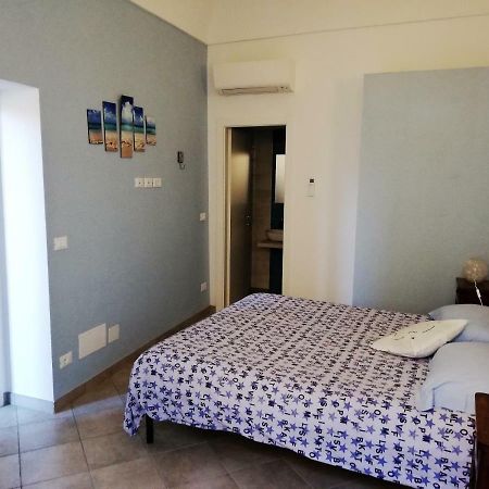 Apartamento I Fiori Di Santo Stefano Santo Stefano al Mare Exterior foto