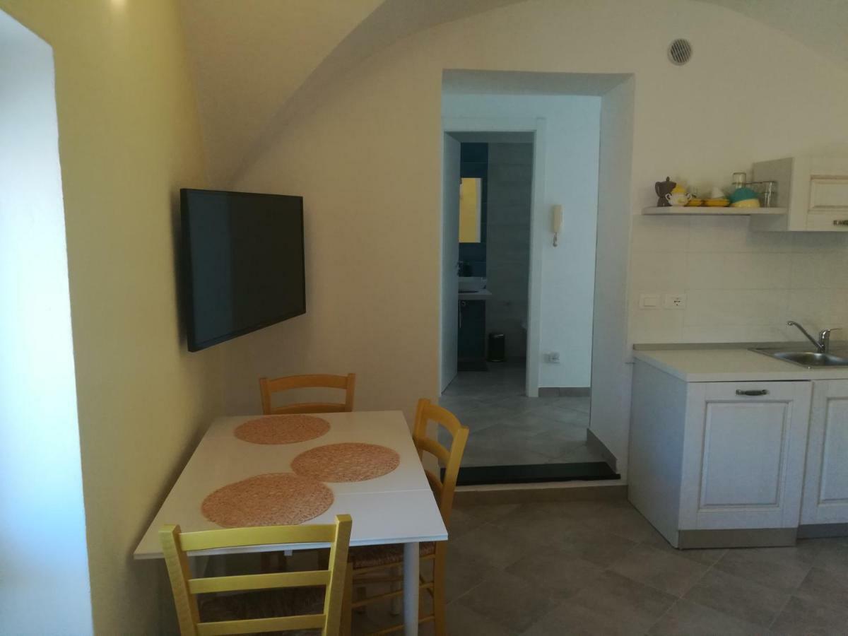 Apartamento I Fiori Di Santo Stefano Santo Stefano al Mare Exterior foto