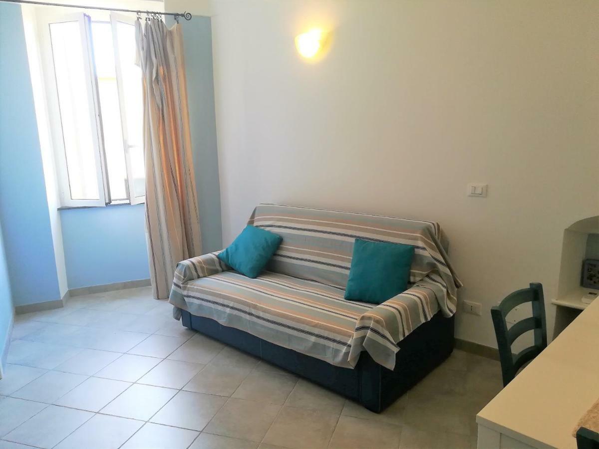 Apartamento I Fiori Di Santo Stefano Santo Stefano al Mare Exterior foto