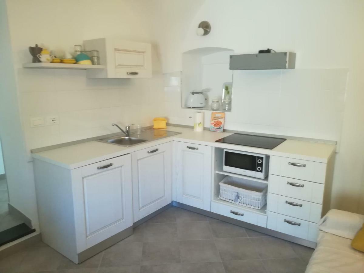 Apartamento I Fiori Di Santo Stefano Santo Stefano al Mare Exterior foto