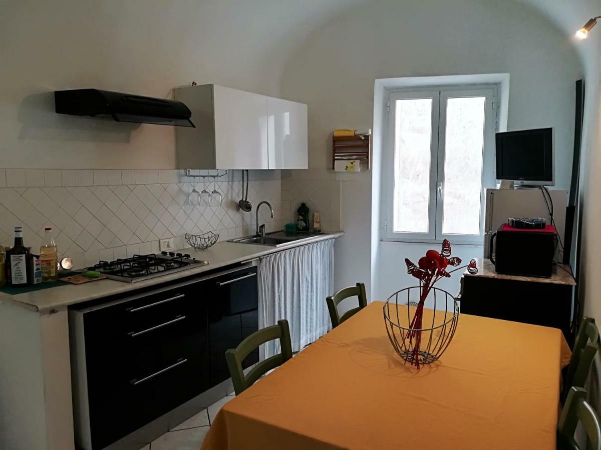 Apartamento I Fiori Di Santo Stefano Santo Stefano al Mare Exterior foto